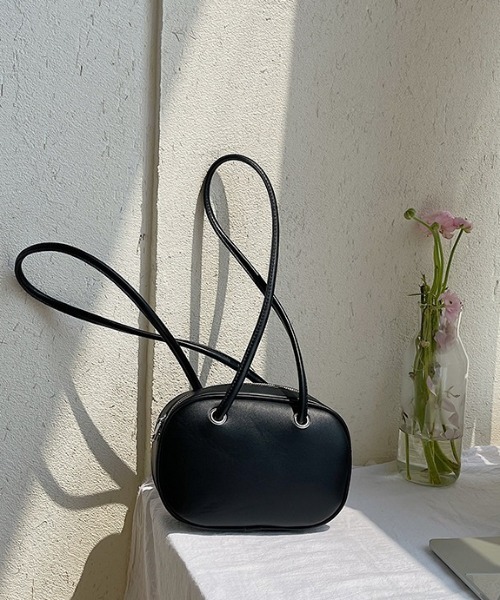 Coo+i（クーイ）の「ラウンド ミニショルダーバッグ（ショルダーバッグ・レディース・ホワイト/ベージュ/ブラック・FREE）」の8枚目の写真