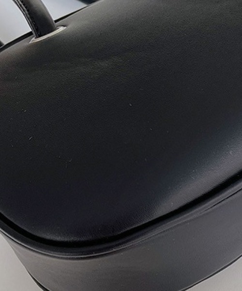 Coo+i（クーイ）の「ラウンド ミニショルダーバッグ（ショルダーバッグ・レディース・ホワイト/ベージュ/ブラック・FREE）」の12枚目の写真