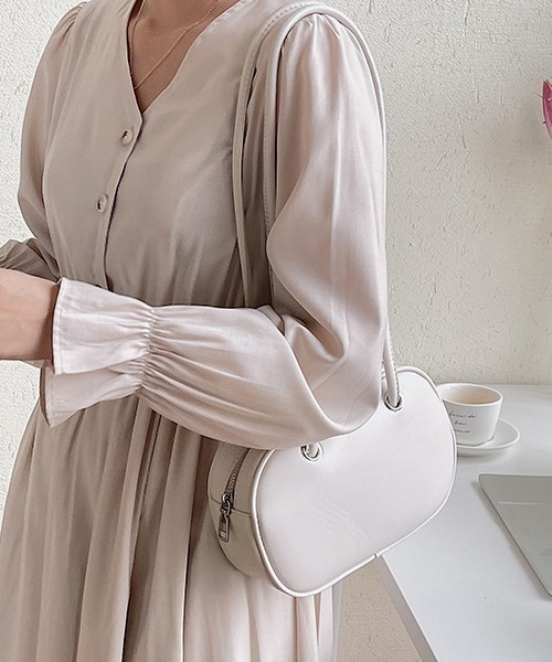 Coo+i（クーイ）の「ラウンド ミニショルダーバッグ（ショルダーバッグ・レディース・ホワイト/ベージュ/ブラック・FREE）」の21枚目の写真