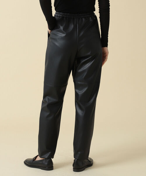 Demi-Luxe BEAMS（デミルクス ビームス）の「Demi-Luxe BEAMS / フェイクナッパレザー パンツ（その他パンツ・レディース・ブラック/カーキ・38/36）」の12枚目の写真