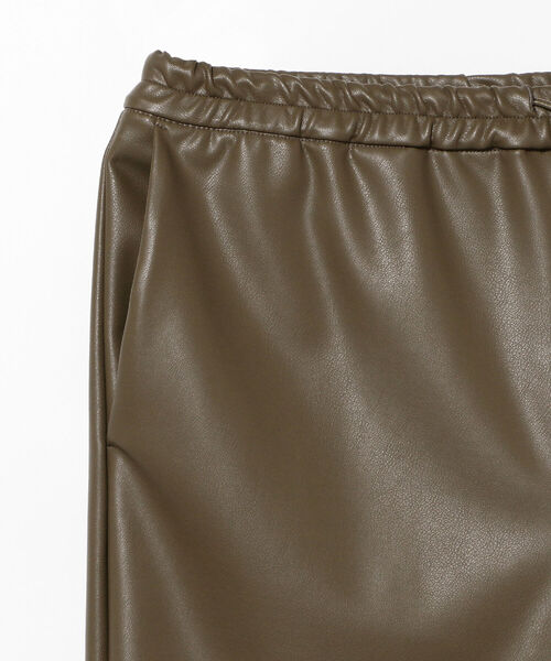 Demi-Luxe BEAMS（デミルクス ビームス）の「Demi-Luxe BEAMS / フェイクナッパレザー パンツ（その他パンツ・レディース・ブラック/カーキ・38/36）」の18枚目の写真