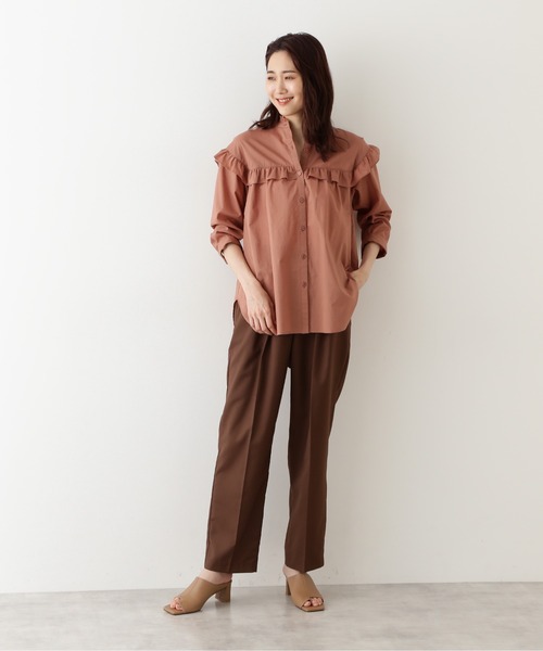 NATURAL BEAUTY BASIC（ナチュラルビューティーベーシック）の「ＯＣヨークフリルブラウス（シャツ/ブラウス・レディース・グレー系その他/オフホワイト/ブラウン・MEDIUM/SMALL）」の8枚目の写真