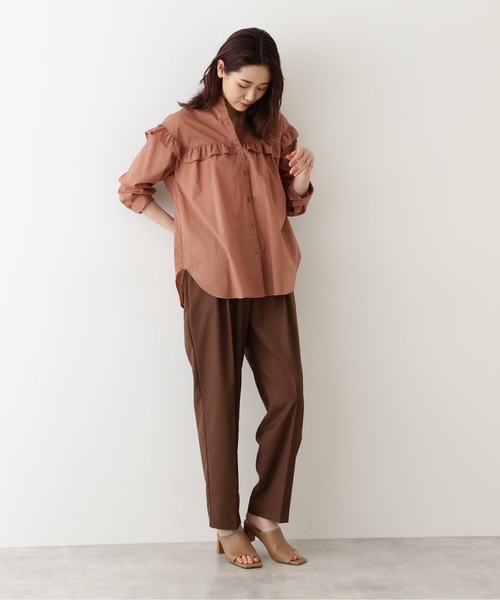 NATURAL BEAUTY BASIC（ナチュラルビューティーベーシック）の「ＯＣヨークフリルブラウス（シャツ/ブラウス・レディース・グレー系その他/オフホワイト/ブラウン・MEDIUM/SMALL）」の5枚目の写真