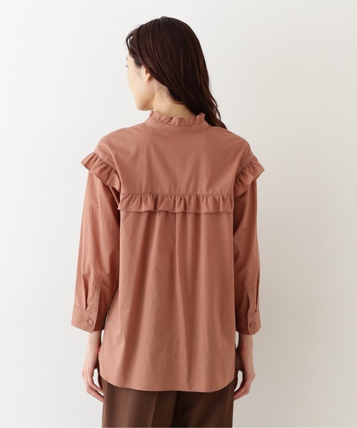 NATURAL BEAUTY BASIC（ナチュラルビューティーベーシック）の「ＯＣヨークフリルブラウス（シャツ/ブラウス・レディース・グレー系その他/オフホワイト/ブラウン・MEDIUM/SMALL）」の11枚目の写真