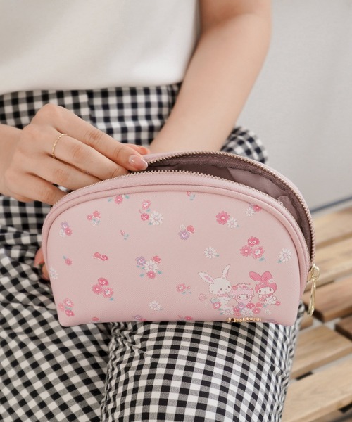 サンリオキャラクターズ コラボ ポーチ Le Reve Vaniller ポーチ Le Reve Vaniller ル レーヴ ヴァニレ のファッション通販 Zozotown サンリオキャラクターズ コラボ ポーチ Le Reve Vaniller ポーチ Le Reve Vaniller ル レーヴ ヴァニレ のファッション通販 Zozotown