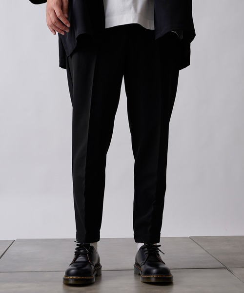 COLONY 2139（コロニートゥーワンスリーナイン）の「ストレッチイージーケアパンツ(スリム)/イージーパンツ※セットアップ対応（スラックス・メンズ・チャコールグレー/ブラック/ネイビー・SMALL/MEDIUM/LARGE/X-LARGE）」の2枚目の写真