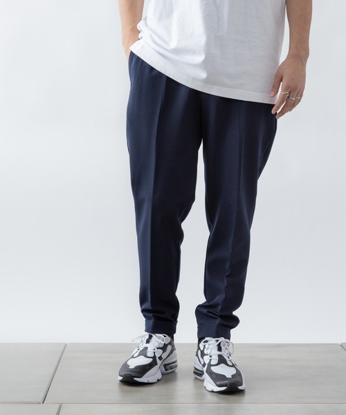COLONY 2139（コロニートゥーワンスリーナイン）の「ストレッチイージーケアパンツ(スリム)/イージーパンツ※セットアップ対応（スラックス・メンズ・チャコールグレー/ブラック/ネイビー・SMALL/MEDIUM/LARGE/X-LARGE）」の16枚目の写真