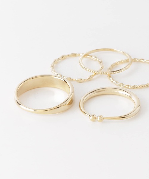 SMELLY（スメリー）の「5セットリング（リング・レディース・ゴールド・-）」の6枚目の写真