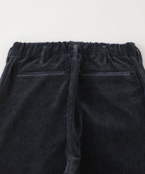 marka（マーカ）の「【marka】2TUCK STRAIGHT FIT TROUSERS（その他パンツ・メンズ・ネイビー/アイボリー・1/2）」の15枚目の写真