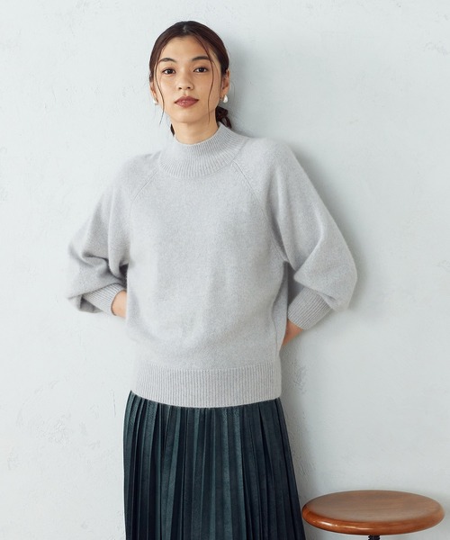 COMME CA ISM(コムサイズム)の「フォックス混 ハイネックニット(ニット/セーター・レディース・アイボリー/グレー/ライラック・MEDIUM/LARGE)」の13枚目の写真