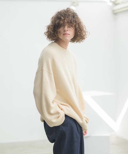 CASPER JOHN（キャスパージョン）の「カノコクルーネックニット（ニット/セーター・メンズ・ブラック/オフホワイト/モカ・マルチサイズ）」の4枚目の写真