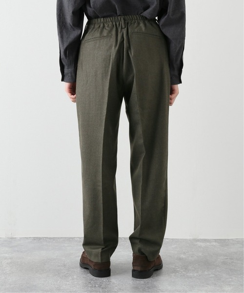 marka（マーカ）の「【marka / マーカ】SOFT WOOL SERGE STITCHLESS トラウザース（その他パンツ・メンズ・ブラック/カーキ・2/3）」の6枚目の写真