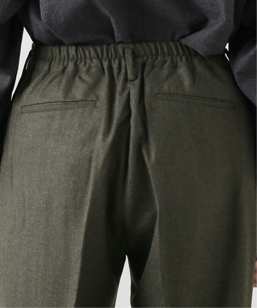 marka（マーカ）の「【marka / マーカ】SOFT WOOL SERGE STITCHLESS トラウザース（その他パンツ・メンズ・ブラック/カーキ・2/3）」の4枚目の写真