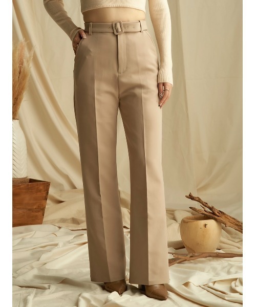 Darich（ダーリッチ）の「ストレートカラーパンツ（その他パンツ・レディース・ベージュ/ブラウン/ピンク/アイボリー/マスタード・FREE）」の4枚目の写真