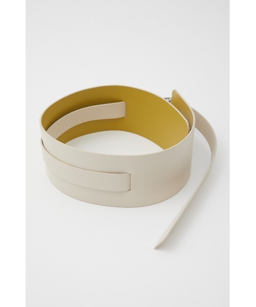SLY（スライ）の「MANYWAY VEGAN LEATHER BELT ヴィーガンレザー ベルト（ベルト・レディース・ブラック/アイボリー・FREE）」の5枚目の写真