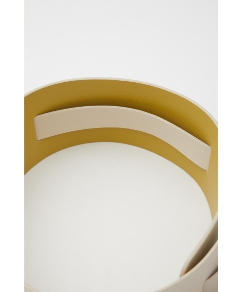 SLY（スライ）の「MANYWAY VEGAN LEATHER BELT ヴィーガンレザー ベルト（ベルト・レディース・ブラック/アイボリー・FREE）」の6枚目の写真