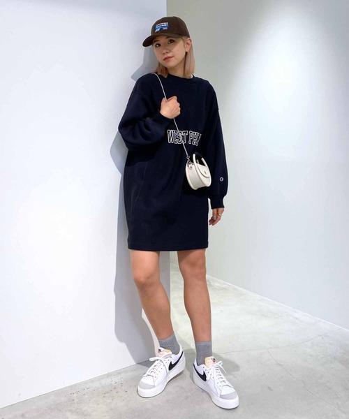 Champion（チャンピオン）の「CHAMPION REVERSE WEAVE TUNIC CW-U006（チュニック・レディース・ホワイト/ブラック/グレー・M）」の8枚目の写真