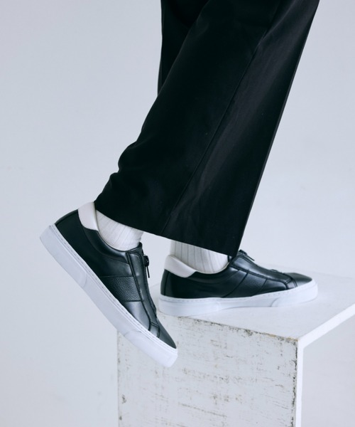 SLACK FOOTWEAR（スラックフットウェア）の「JARVIS/ジャービス（スニーカー・メンズ・ホワイト/ブラック・26.0cm/26.5cm/27.0cm/27.5cm/28.0cm/28.5cm）」の2枚目の写真