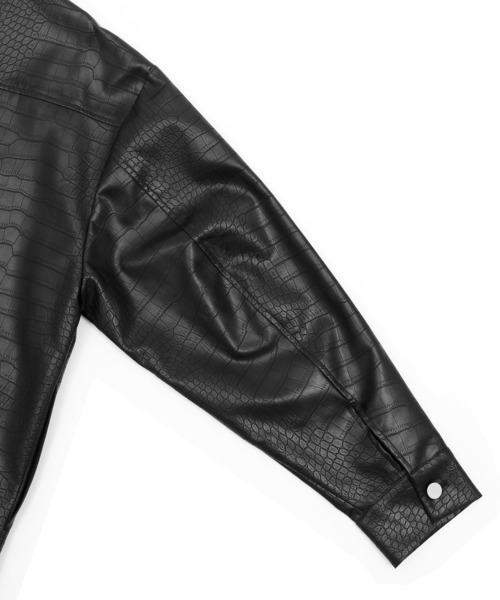Figments(フィグメンツ)の「クロコフェイクレザーオーバージャケット(その他アウター・レディース・ブルー/オフホワイト/ブラック・MEDIUM/SMALL)」の5枚目の写真