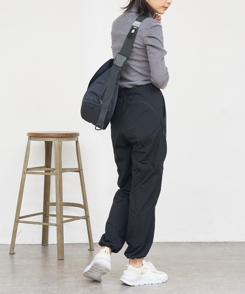 BONbazaar（ボンバザール）の「★OT★Luxury Warmリブハイネック（ニット/セーター・レディース・ベージュ/グレー/オフホワイト/ボルドー・40）」の6枚目の写真