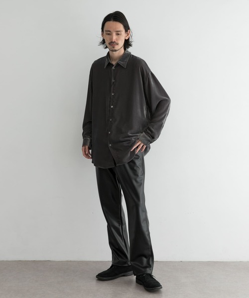 URBAN RESEARCH（アーバンリサーチ）の「COSEI　VELVET SHIRTS（シャツ/ブラウス・メンズ・グレー/パープル・3/2/1）」の9枚目の写真