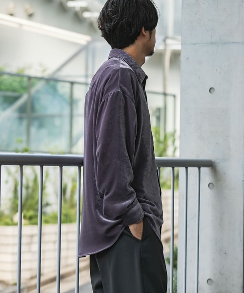 URBAN RESEARCH（アーバンリサーチ）の「COSEI　VELVET SHIRTS（シャツ/ブラウス・メンズ・グレー/パープル・3/2/1）」の7枚目の写真