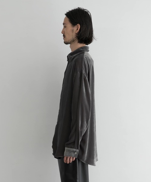 URBAN RESEARCH（アーバンリサーチ）の「COSEI　VELVET SHIRTS（シャツ/ブラウス・メンズ・グレー/パープル・3/2/1）」の13枚目の写真