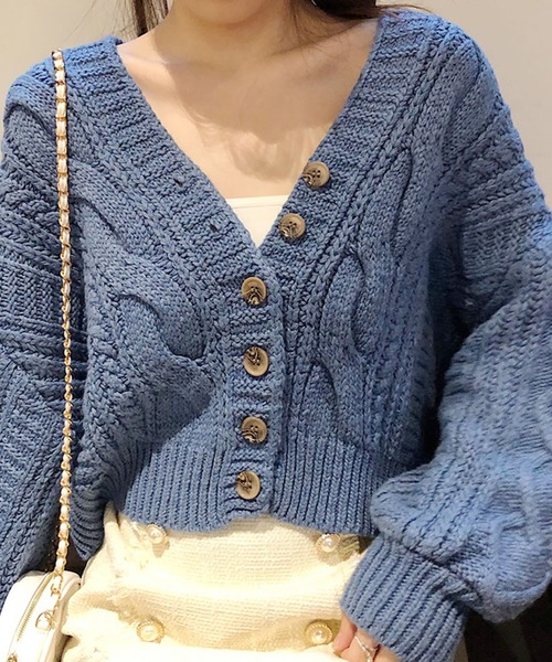 Primazel（プリマゼル）の「ショート丈 ケーブル編み カーディガン（カーディガン/ボレロ・レディース・ブルー/アイボリー/モカ・M）」の12枚目の写真
