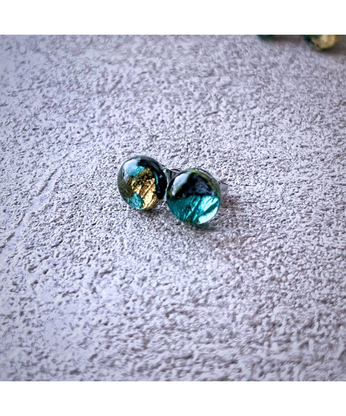 tone(トーン)の「【Willija】金属アレルギー対応《花景》フラワーピアス小(MA)(ピアス(両耳用)・レディース・パープル/ブルー/ホワイト/その他/パープル系その他2/グリーン系その他/グリーン系その他2/レッド/ブラック/オレンジ/グリーン/ローズ/ロイヤルブルー/バイオレット/ライム/アクア/ゴールド/シルバー/グリーン系2・FREE)」の8枚目の写真