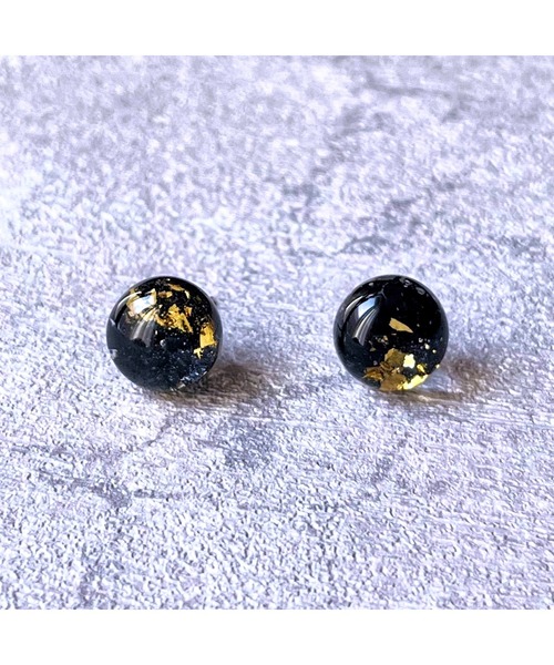 tone(トーン)の「【Willija】金属アレルギー対応《花景》フラワーピアス小(MA)(ピアス(両耳用)・レディース・パープル/ブルー/ホワイト/その他/パープル系その他2/グリーン系その他/グリーン系その他2/レッド/ブラック/オレンジ/グリーン/ローズ/ロイヤルブルー/バイオレット/ライム/アクア/ゴールド/シルバー/グリーン系2・FREE)」の2枚目の写真
