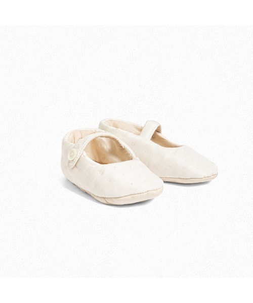 Bonpoint（ボンポワン）の「キルテッドシルク ベビーシューズ（その他シューズ・キッズ・ホワイト系その他・9cm）」の2枚目の写真