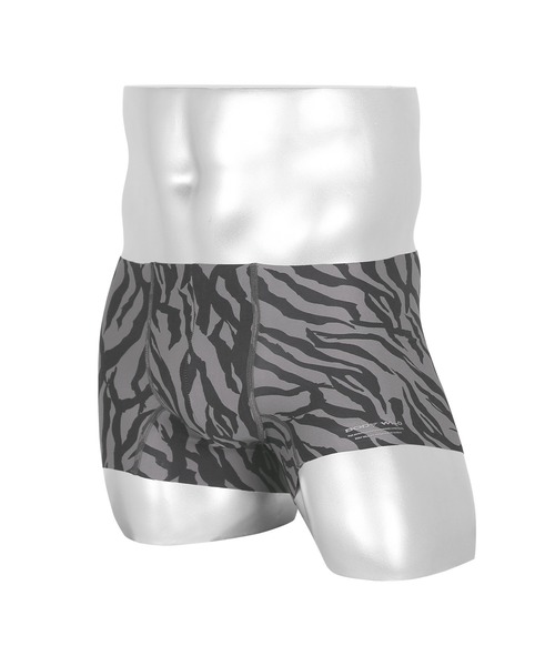 GUNZE（グンゼ）の「GUNZE グンゼ ボクサーパンツ メンズ アンダーウェア 男性下着 ツルツル AIRZ ボディーワイルド ボディワイルド パンツ ボクサー シームレス ストレッチ 腰ゴムない タグレス 無地 ブランド（ボクサーパンツ・メンズ・ブラック/ネイビー/ブルー/ピンク/レッド/ブラック系その他2/パープル/グレー系/ブラック系/その他1/その他2/その他3/その他/ブルー系/イエロー系/グレー系1/グレー系2/レッド系/ピンク系/ブラック系その他4/ネイビー系1/ブラック系その他3/ネイビー系/オレンジ系その他/ブルー系その他2/ブラック系その他5/パープル系その他/グリーン系/レッド系1/グリーン系1・MEDIUM/LARGE/X-LARGE）」の9枚目の写真