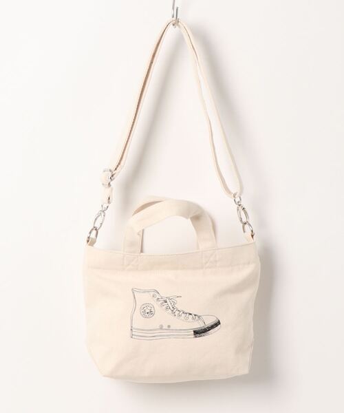 CONVERSE（コンバース）の「CONVERSE　CANVAS SNEAKERS PRINT 2WAY SHOULDER（ショルダーバッグ・レディース・ブラック/オフホワイト/ラベンダー・FREE）」の2枚目の写真