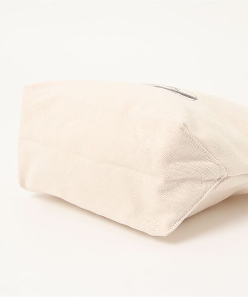 CONVERSE（コンバース）の「CONVERSE　CANVAS SNEAKERS PRINT 2WAY SHOULDER（ショルダーバッグ・レディース・ブラック/オフホワイト/ラベンダー・FREE）」の5枚目の写真