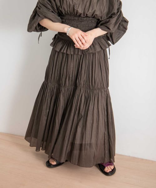 iI（アイ）の「iI　shirring skirt（スカート・レディース・オフホワイト/ダークブラウン/ブラック・ONE）」の12枚目の写真