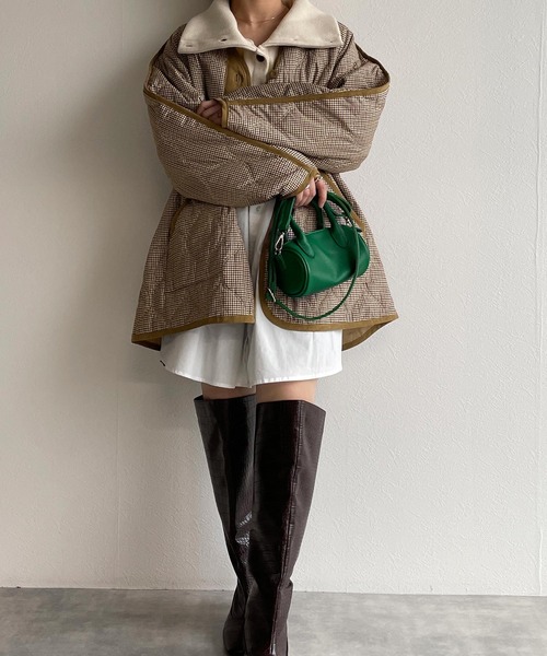 w closet（ダブルクローゼット）の「VネックWステッチひょうたんキルティングジャケット（ダウンジャケット/コート・レディース・カーキ/ブラック/ベージュ系その他/アイボリー・FREE）」の7枚目の写真