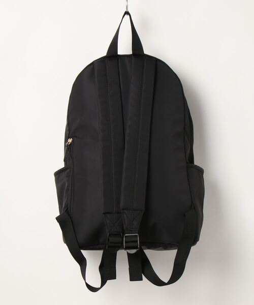 ALTROSE（アルトローズ）の「2層式　ポケットたくさん　撥水高密度ポリリュック（バックパック/リュック・レディース・ブラック/ベージュ/ネイビー/グレー・FREE）」の7枚目の写真