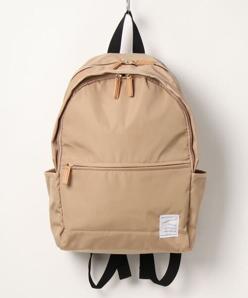 ALTROSE（アルトローズ）の「2層式　ポケットたくさん　撥水高密度ポリリュック（バックパック/リュック・レディース・ブラック/ベージュ/ネイビー/グレー・FREE）」の10枚目の写真