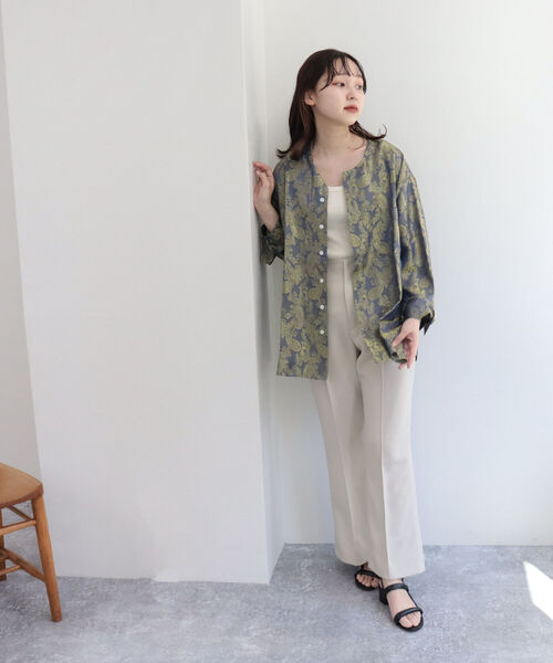 FREDY&GLOSTER（フレディアンドグロスター）の「【Hollingworth country outfitters】クルーネック Shirts Paisley Jacuard ペイズリージャガードシャツ（シャツ/ブラウス・レディース・ゴールド/ブラック系その他4・MEDIUM）」の4枚目の写真