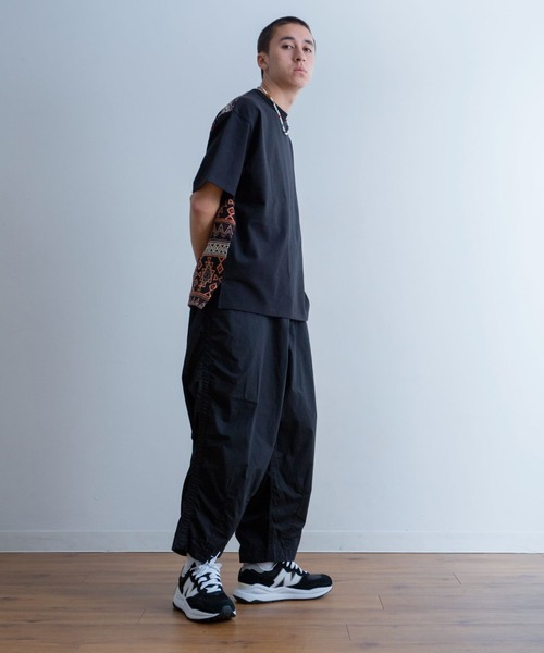 Universal Style Wear(ユニバーサルスタイルウェア)の「Universal Style Wear ナバホ Tシャツ(Tシャツ/カットソー・メンズ・ホワイト/ブラック/カーキ/グレイッシュブルー・MEDIUM/LARGE/X-LARGE)」の15枚目の写真