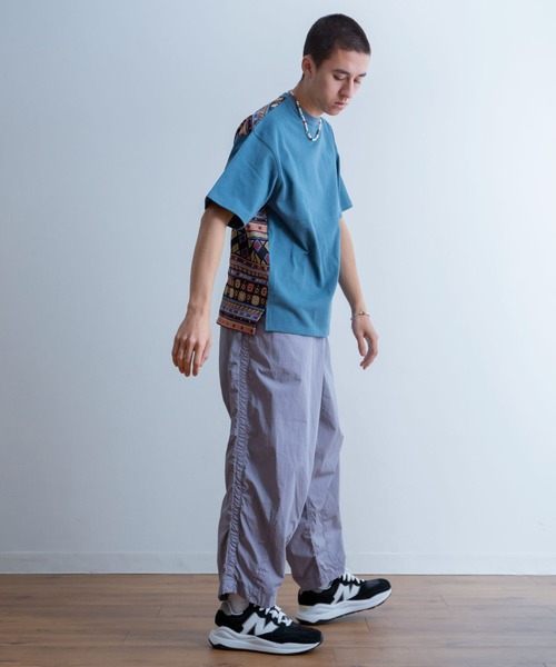 Universal Style Wear(ユニバーサルスタイルウェア)の「Universal Style Wear ナバホ Tシャツ(Tシャツ/カットソー・メンズ・ホワイト/ブラック/カーキ/グレイッシュブルー・MEDIUM/LARGE/X-LARGE)」の11枚目の写真