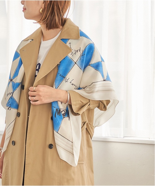 JOURNAL STANDARD(ジャーナルスタンダード)の「《追加》大判シルクスカーフ◆2(ストール/ショール・レディース・ブルー/ブラック系その他/グリーン系その他・FREE)」の3枚目の写真