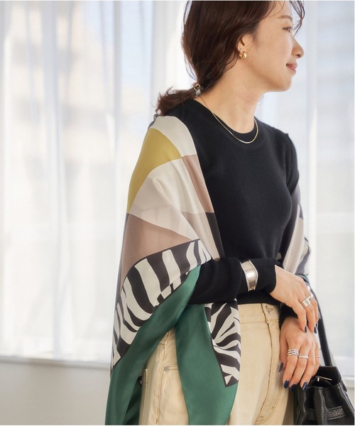 JOURNAL STANDARD(ジャーナルスタンダード)の「《追加》大判シルクスカーフ◆2(ストール/ショール・レディース・ブルー/ブラック系その他/グリーン系その他・FREE)」の8枚目の写真