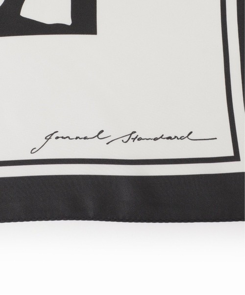 JOURNAL STANDARD(ジャーナルスタンダード)の「《追加》大判シルクスカーフ◆2(ストール/ショール・レディース・ブルー/ブラック系その他/グリーン系その他・FREE)」の19枚目の写真