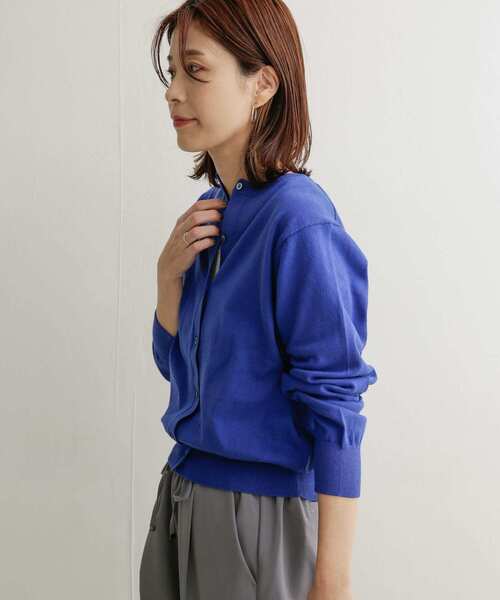 URBAN RESEARCH DOORS（アーバンリサーチドアーズ）の「コットンクルーネックカーディガン（カーディガン/ボレロ・レディース・レッド/ブルー/グリーン・1）」の6枚目の写真