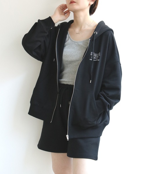 notch.（ノッチ）の「ロゴ刺繍パーカー（パーカー・レディース・ライトグレー/ブラック/グリーン・M）」の2枚目の写真