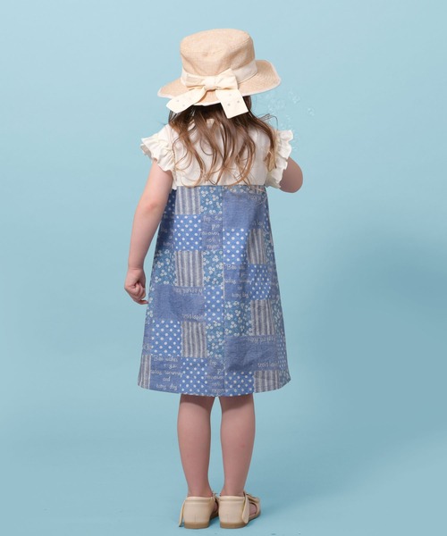 trois lapins kp（トロワラパンケーピー）の「パッチワークプリントのワンピース(100-130cm)（ワンピース・キッズ・ブルー・110cm/120cm/130cm/100cm）」の5枚目の写真