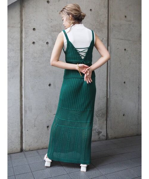 EVRIS（エヴリス）の「クロシェニットキャミ【セットアップ着用可能】（キャミソール・レディース・ブラック/グリーン/アイボリー・FREE）」の17枚目の写真