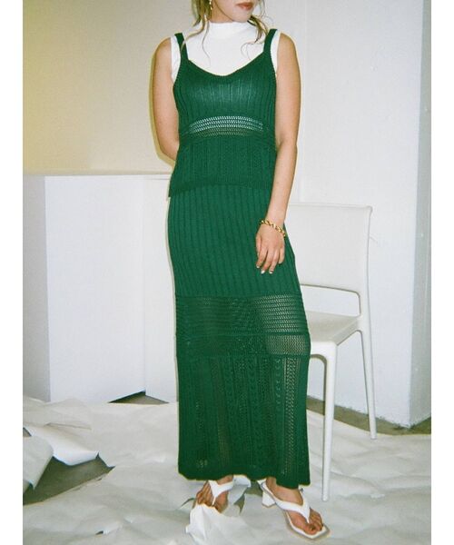 EVRIS（エヴリス）の「クロシェニットキャミ【セットアップ着用可能】（キャミソール・レディース・ブラック/グリーン/アイボリー・FREE）」の19枚目の写真