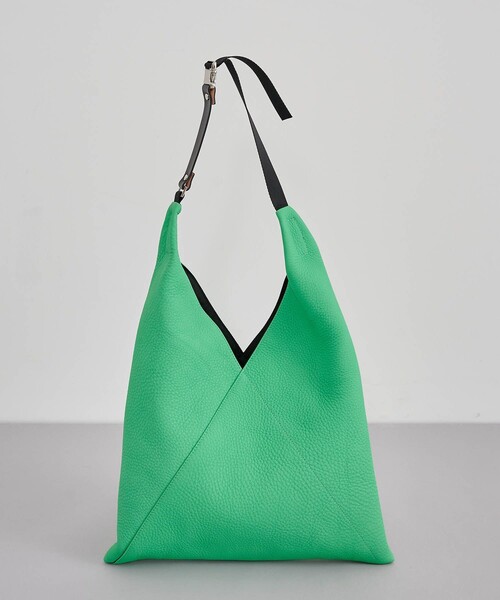 M TRIANGLE TOTE L